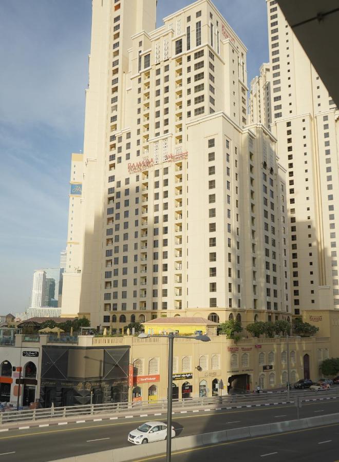 Step Into Serenity - Discover Modern Living In 1Br Apartment With Panoramic Views In Dubai Marina Near Jbr Walk, Beach And Bla Bla Club Extérieur photo