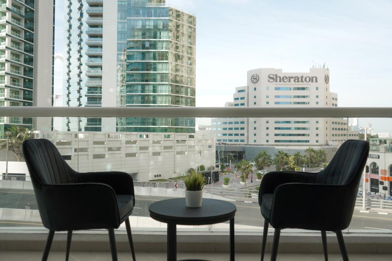 Step Into Serenity - Discover Modern Living In 1Br Apartment With Panoramic Views In Dubai Marina Near Jbr Walk, Beach And Bla Bla Club Extérieur photo